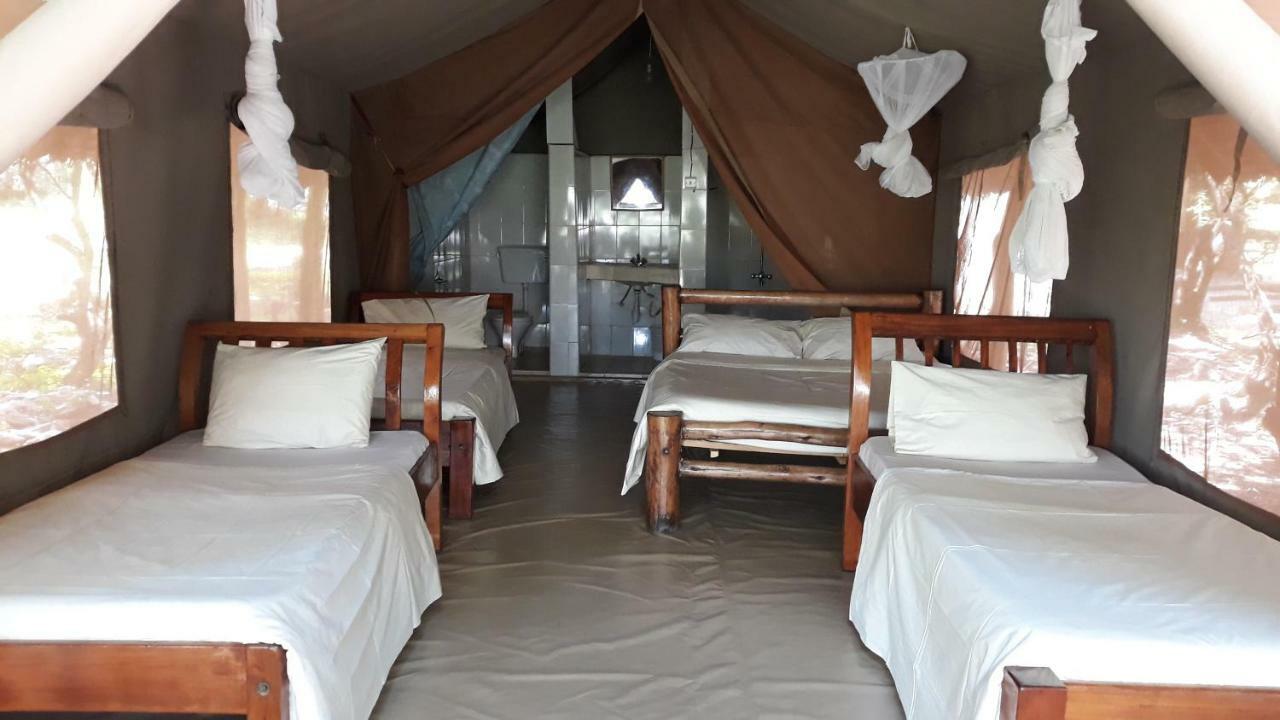 Enchoro Wildlife Camp Hotel Ololaimutiek Exterior photo